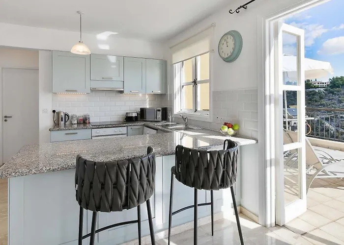 Modern U6 With Beautiful Sea Views, Aphrodite Hills Lägenhet Kouklia